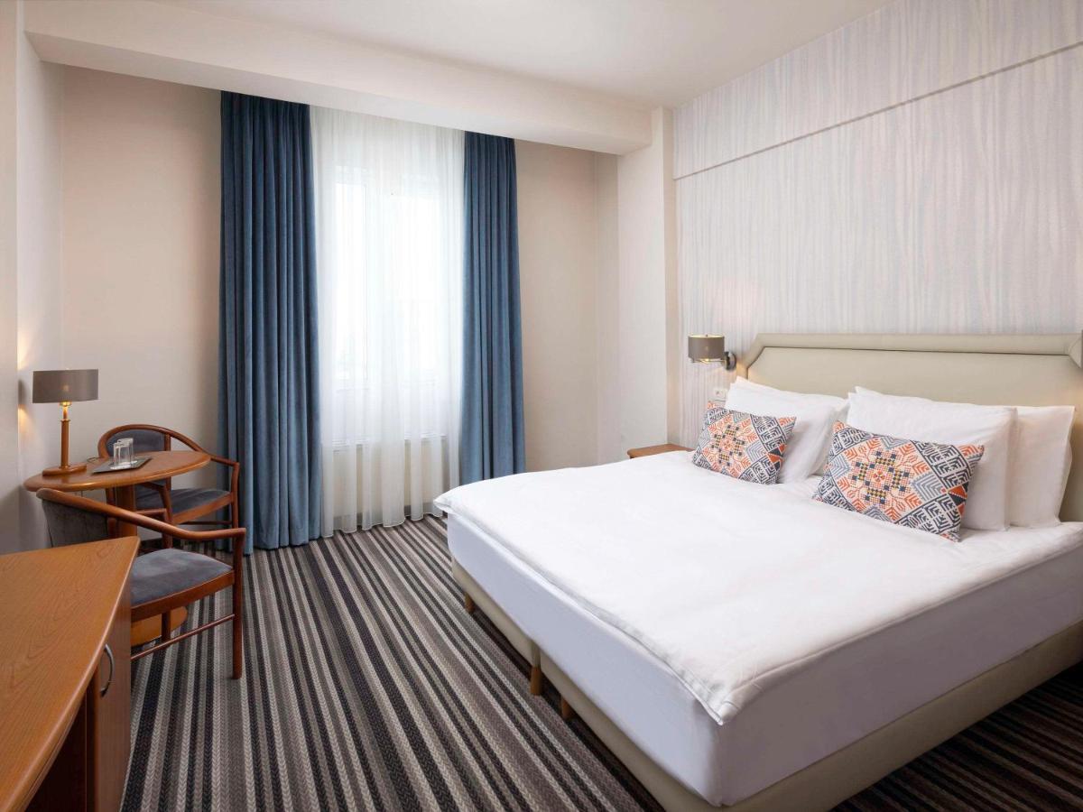 Mercure Sibiu Airport Eksteriør bilde