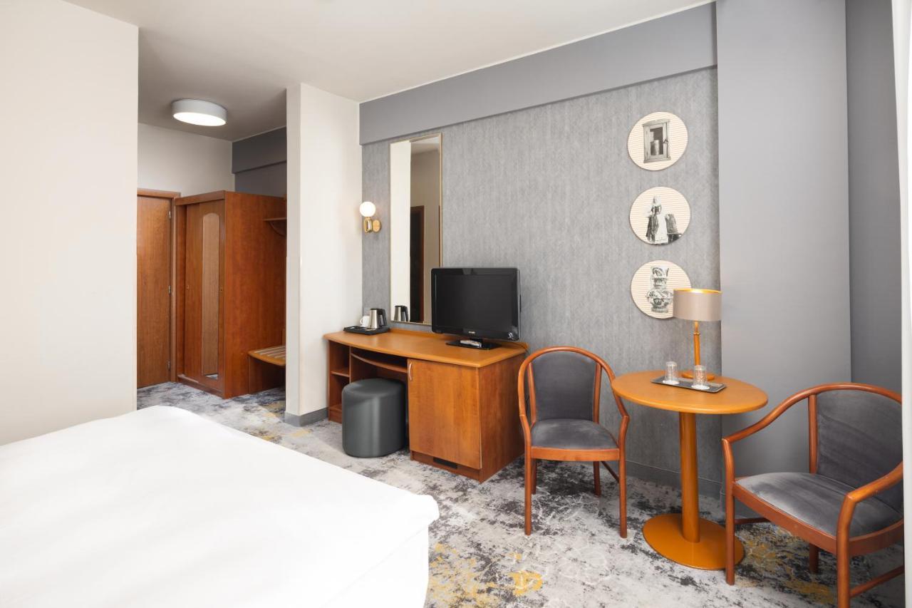 Mercure Sibiu Airport Eksteriør bilde