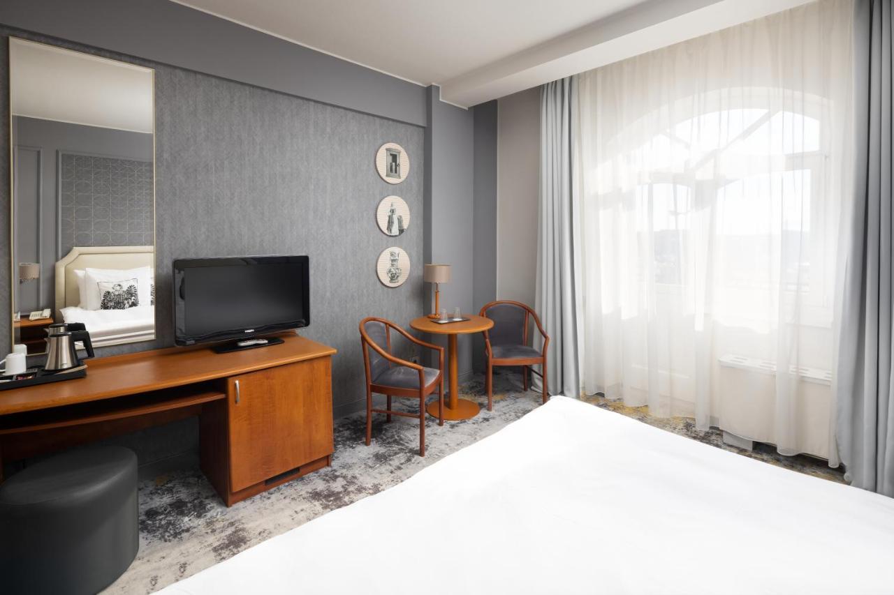 Mercure Sibiu Airport Eksteriør bilde