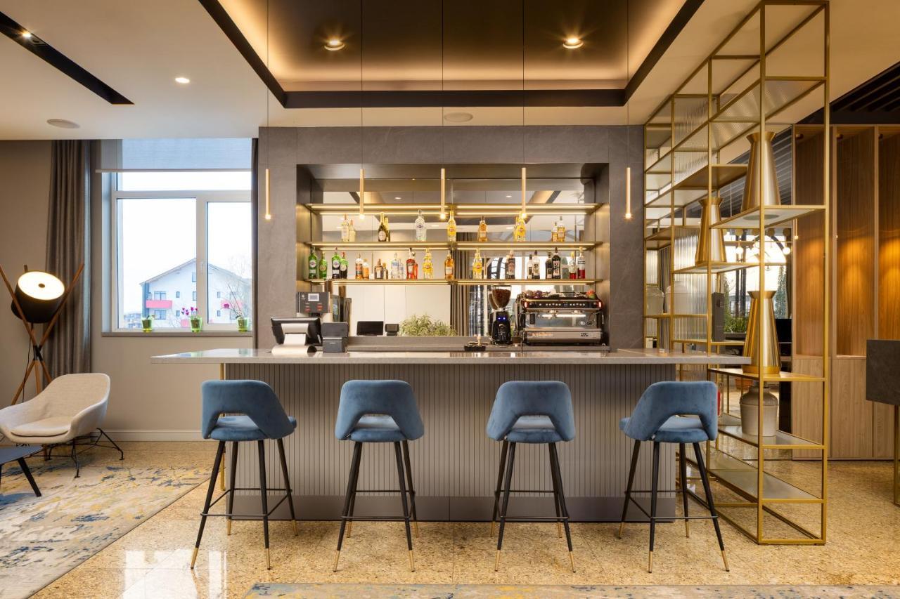 Mercure Sibiu Airport Eksteriør bilde
